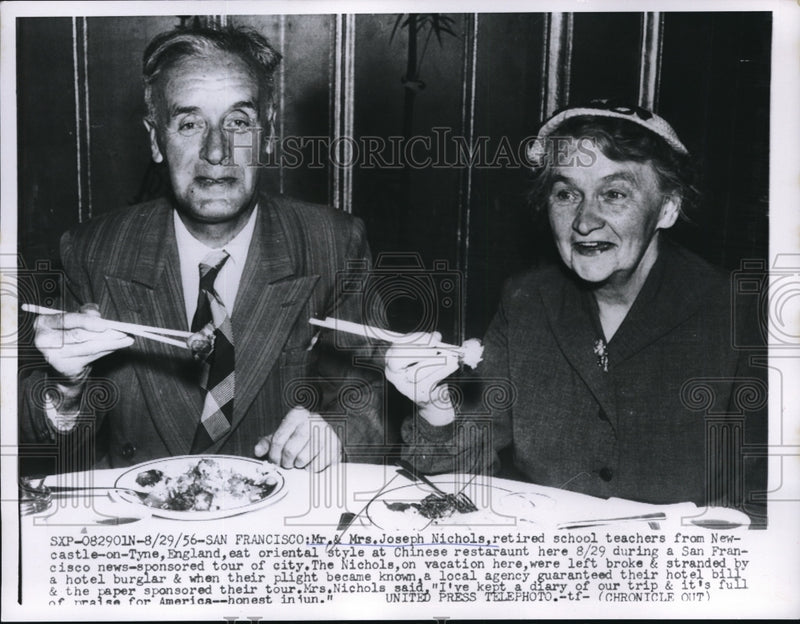 Load image into Gallery viewer, 1956 Press Photo The retired school teachers, Mr. and Mrs. Nichols on vacation
