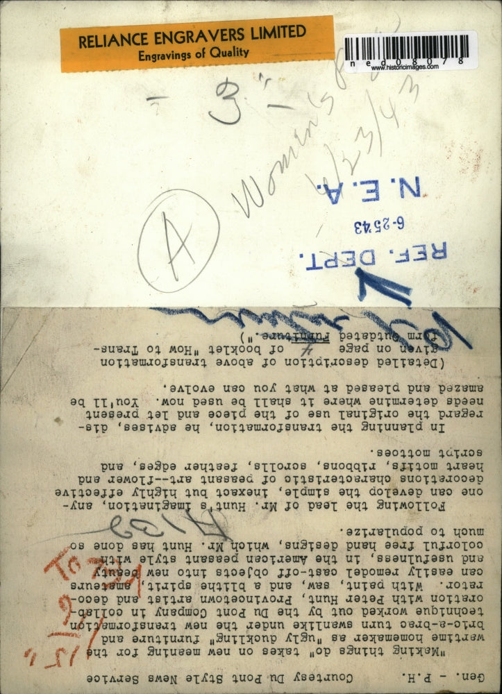 1943 Media Photo Du Pont Company furniture maker dispaly