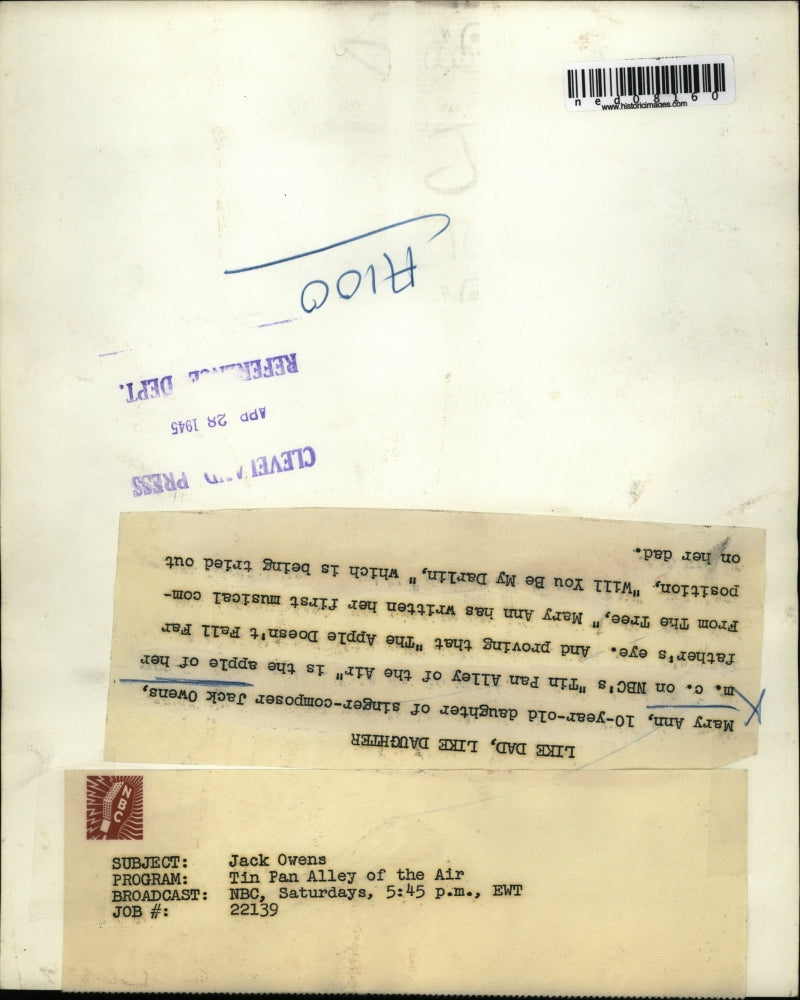 1945 Press Photo Mary Ann & dad Jack Owens on NBC Tin Pan Alley - ned08160