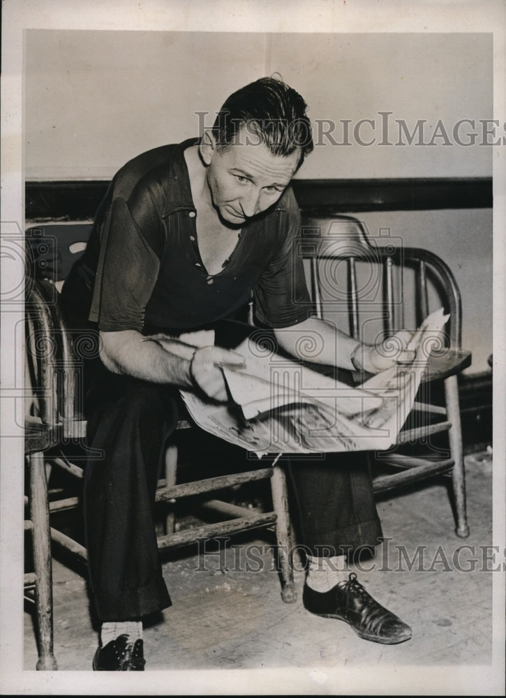 1937 Press Photo Joseph Ogden arrested for murder of Oliver Sinecal