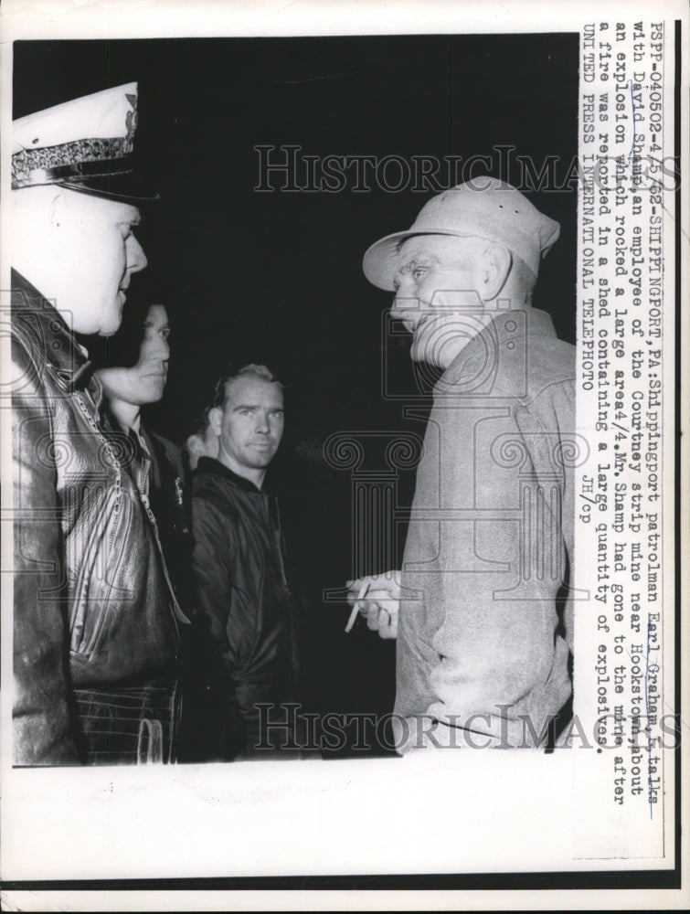 Load image into Gallery viewer, 1962 Press Photo Shippingport Pa Cop Earl Graham &amp; David Shamp at strip mine
