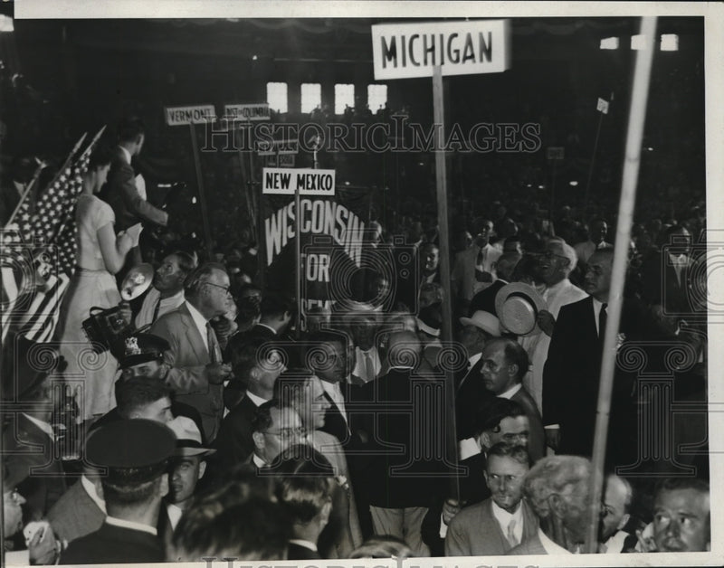 Load image into Gallery viewer, 1932 Press Photo Convention Chicago Eighteenth Amendment Keynoter Barkley
