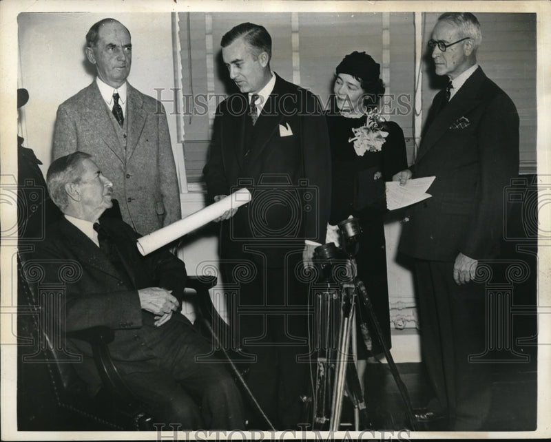 Load image into Gallery viewer, 1937 Press Photo Charles Edison gets his Commission from Secretary of Navy
