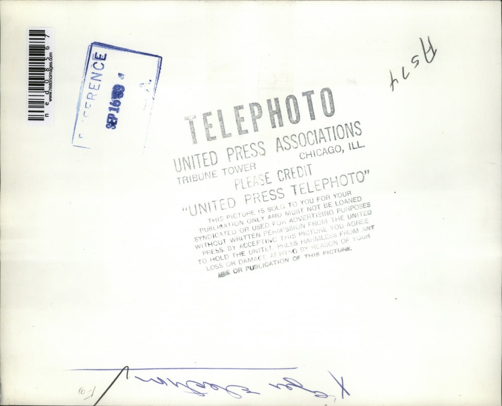 1953 Press Photo Konred Adenauer riding a venerable automobile