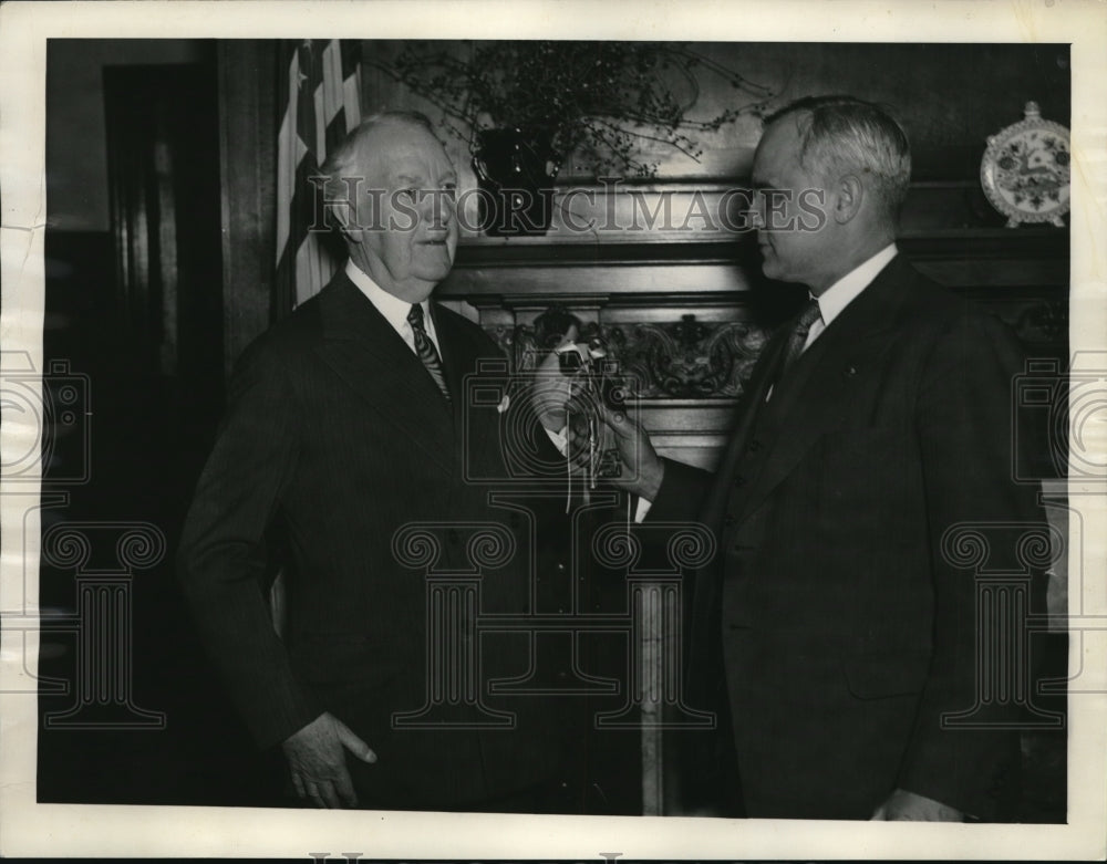 1936 Media Photo Dr. John Robert and Mayor Harold Burton
