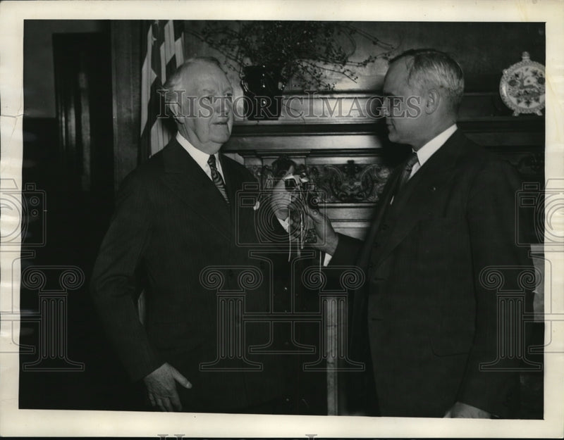Load image into Gallery viewer, 1936 Media Photo Dr. John Robert and Mayor Harold Burton
