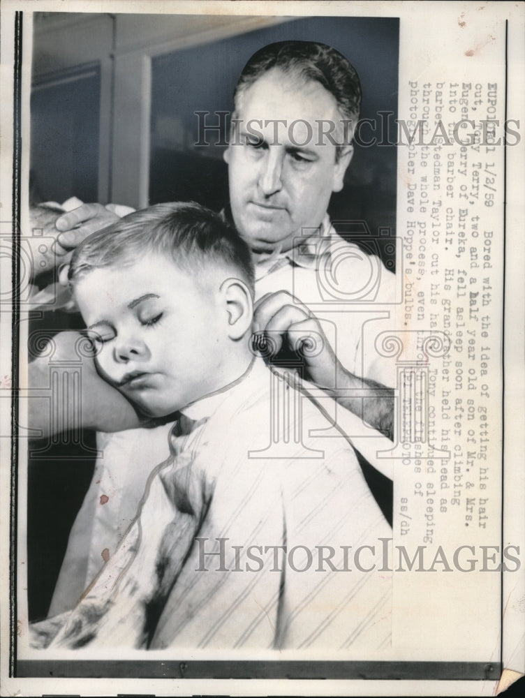 1959 Press Photo Tony Terry fall asleep as soon as the cutting begins