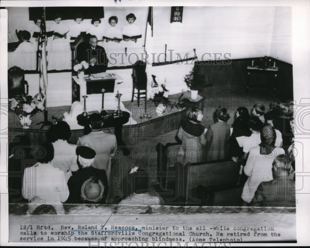 1950 Press Photo Rev. Roland Heacock retired on the service because of blindness