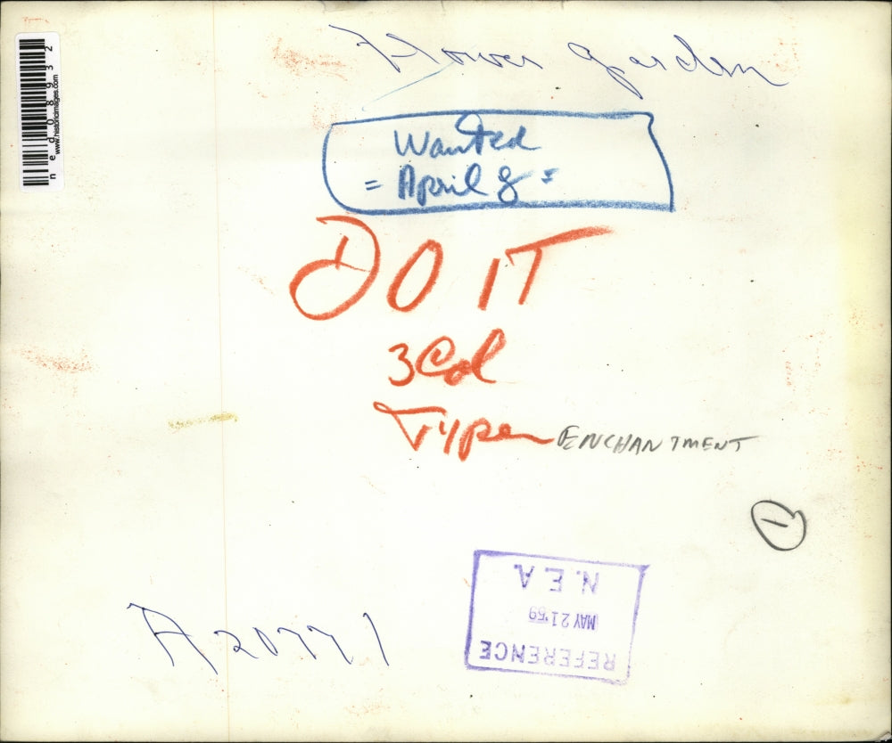 1959 Press Photo A flower garden with a lily pond in it