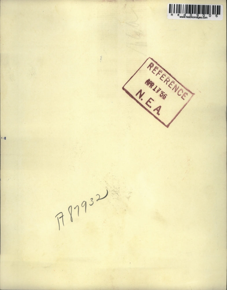 1956 Press Photo Cinncinati Ohio Police & body of Mrs Audrey Pugh, stab victim