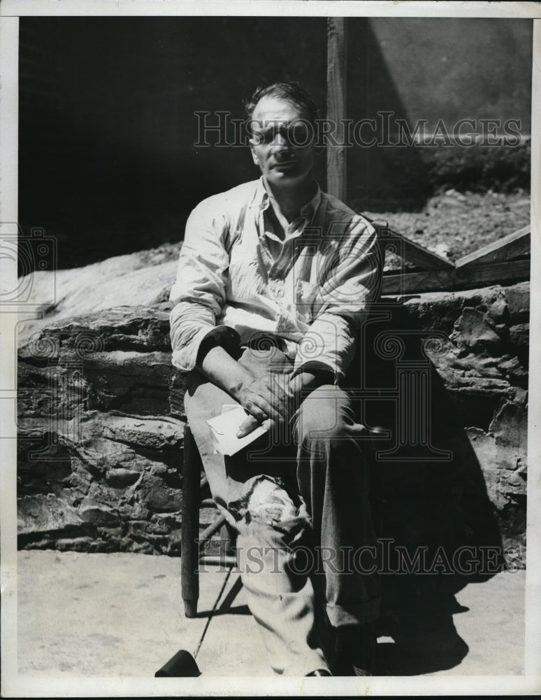Load image into Gallery viewer, 1933 Press Photo Mark H Shank poisoned Colley family in Hot Springs Ark
