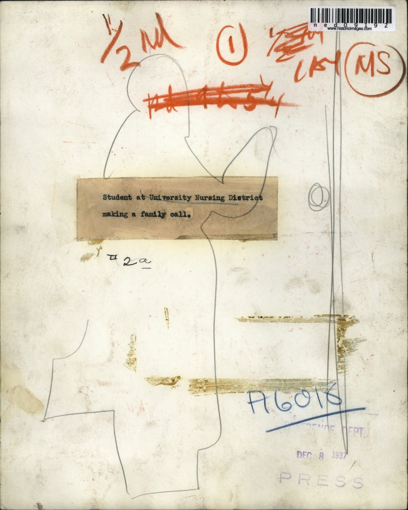 1937 Press Photo Student at Univeristy Nursing District Making a family call