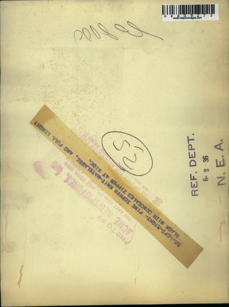 1936 Press Photo Models in 1936 era clothing - ned09273