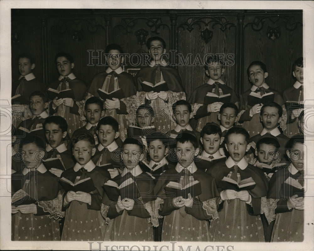1939 Press Photo Choir Boys Singing