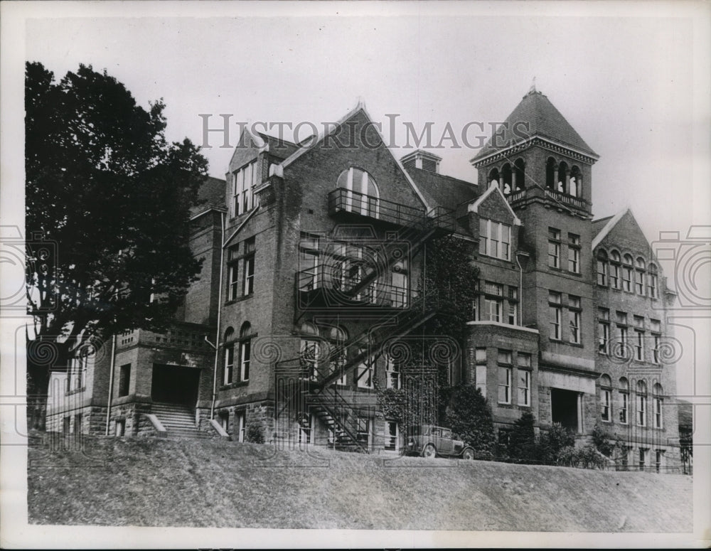 1935 Press Photo George Weyerhaeuser never returned from the Lowell School