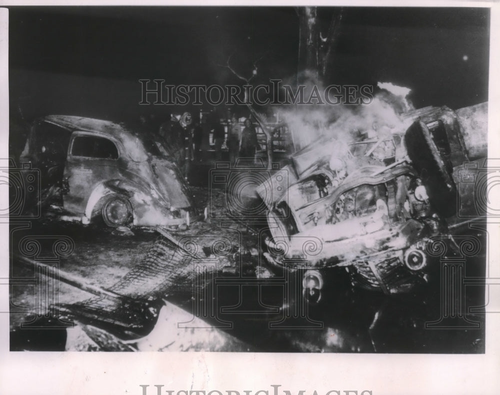1950 Press Photo Burning Wreckage of Gasoline Truck and Auto in Ellerton Ohio