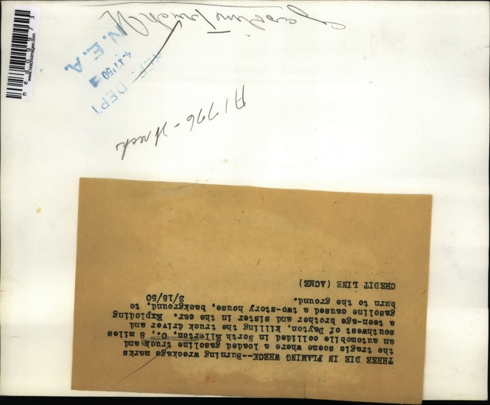 1950 Press Photo Burning Wreckage of Gasoline Truck and Auto in Ellerton Ohio