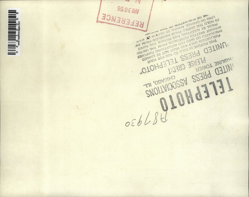 Load image into Gallery viewer, 1956 Media Photo NYC RN M Peluso, Dr Leo Hipsh &amp; patient Mrs C Medina quads mom
