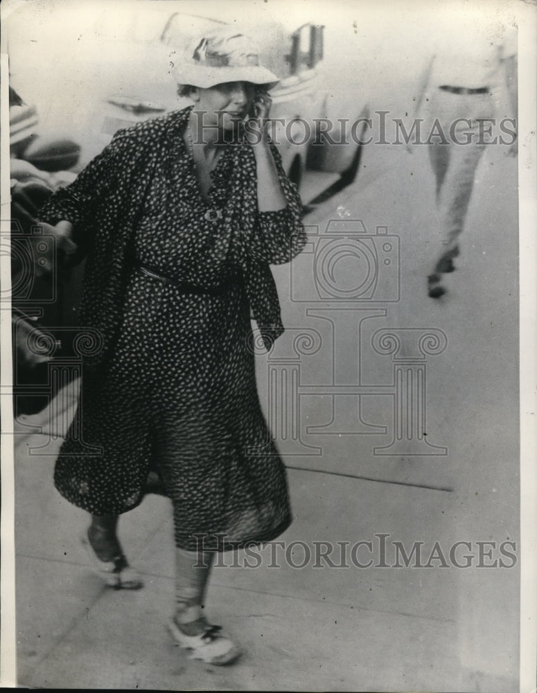 1938 Press Photo Laura Piedalue arrives in Albuquerque, was lost for 4 days