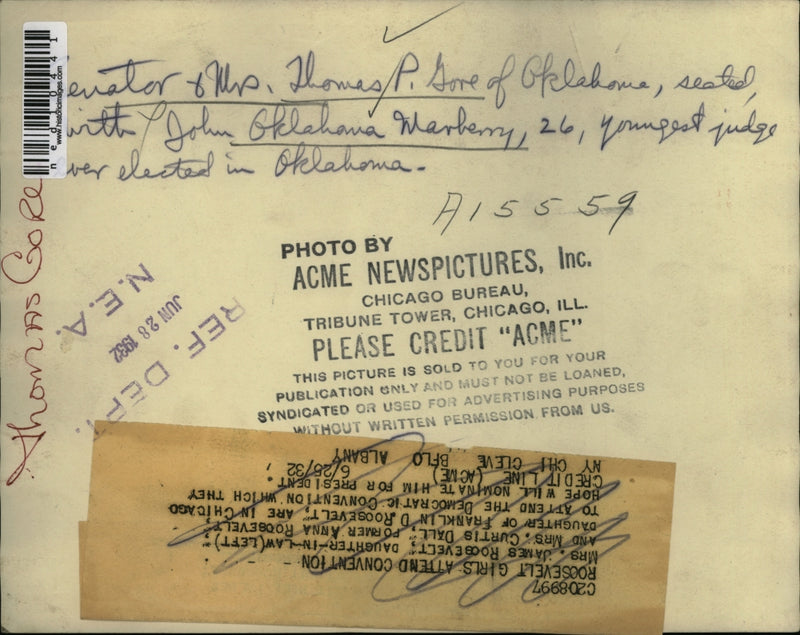 Load image into Gallery viewer, 1932 Media Photo Mr and Mrs Thomas P Gore and John Oklahoma Marberry in Oklahoma
