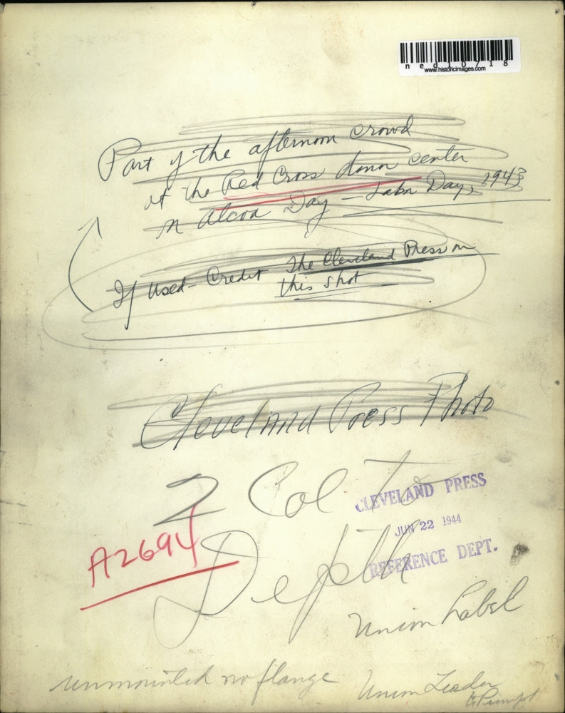 1944 Media Photo Afternoon crowd at Red Cross donor center in Cleveland