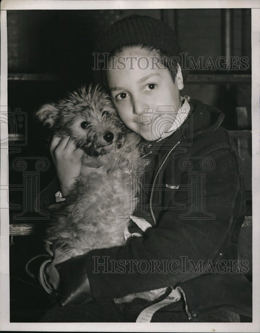 1938 Press Photo Eugene Manguacavallo & his pet dog Beauty