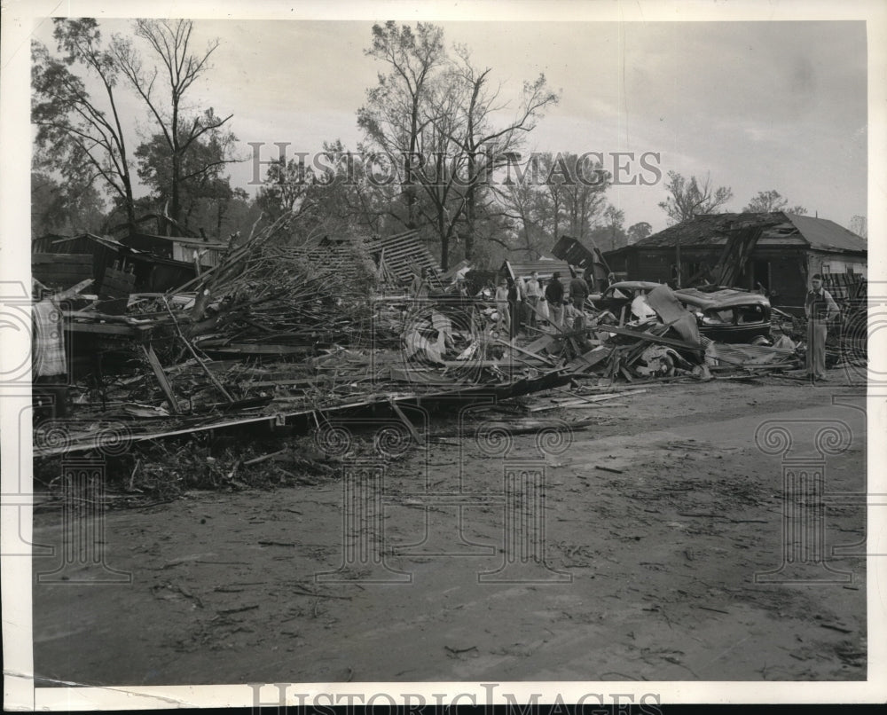 1941 Press Photo Monticello Ar  wreckage of homes and autos as result of tornado- Historic Images