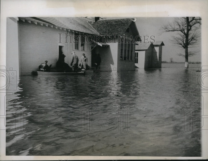 Load image into Gallery viewer, 1938 Media Photo Roseborough Schoolhouse near Fulton Ar was surrounded by
