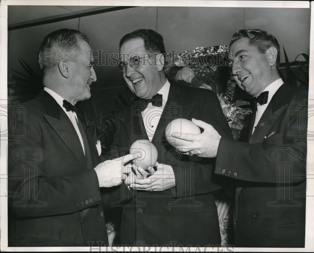 1946 Media Photo Wash DC Austin Anson, Sec of Agri CP Anderson