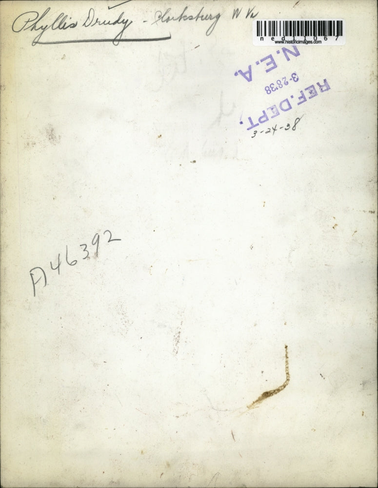 1938 Media Photo Miss Phyllis Dreedy with her bow tie and coat