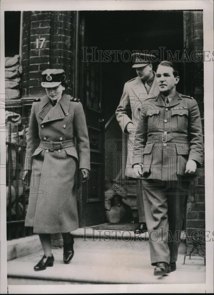 Load image into Gallery viewer, 1941 Media Photo The Duke and Duchess of Gloucester leaving an Army film showing
