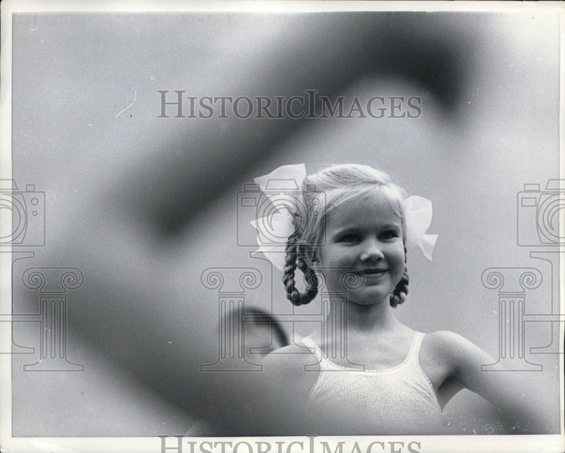 Load image into Gallery viewer, 1969 Media Photo Soviet Child Taking Part in Ballet
