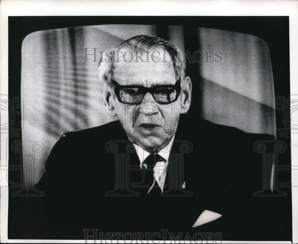 1972 Media Photo King Frederick IX makes his New Year's speech on the radio