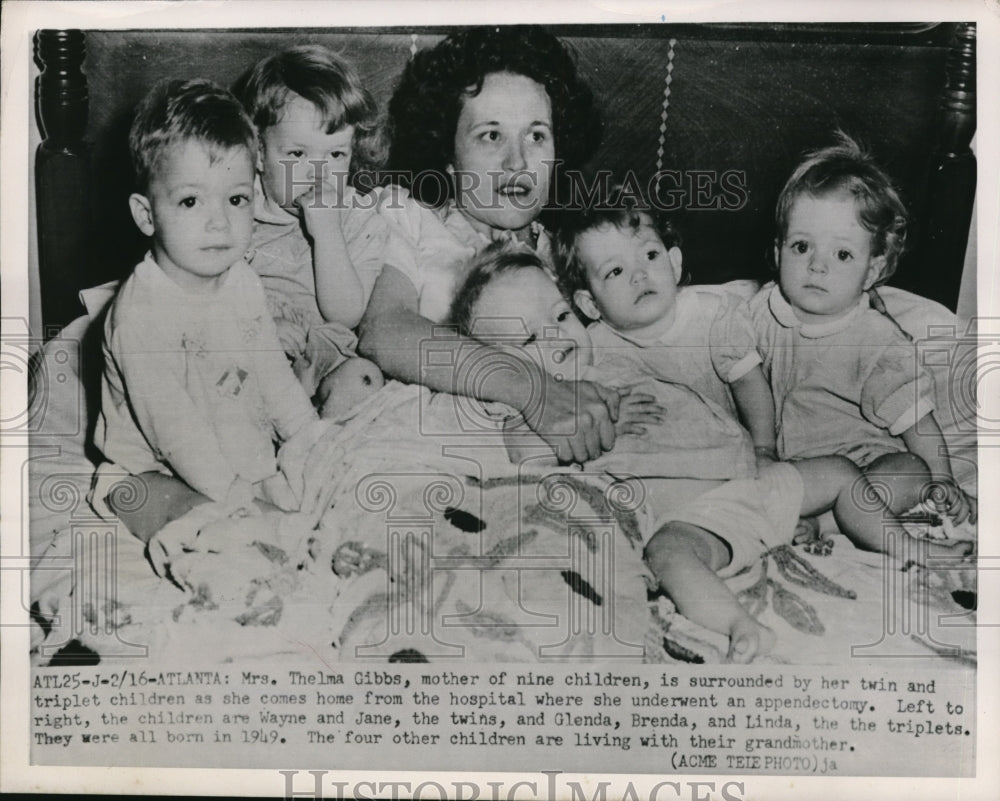 1951 Media Photo Atlanta Mrs Thelma Gibbs is surrounded by her twin and triplet