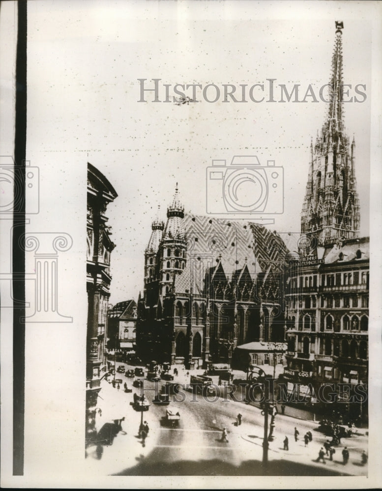 Load image into Gallery viewer, 1940 Media Photo St. Stephen's Cathedral in Vienna
