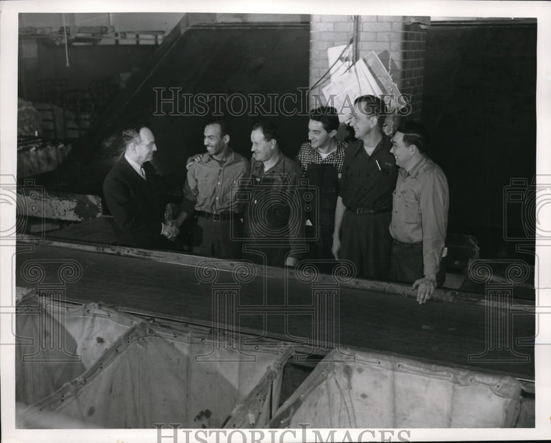 Load image into Gallery viewer, 1953 Media Photo Alex Hamburg Asst Super of Parcel Post, M Thompson

