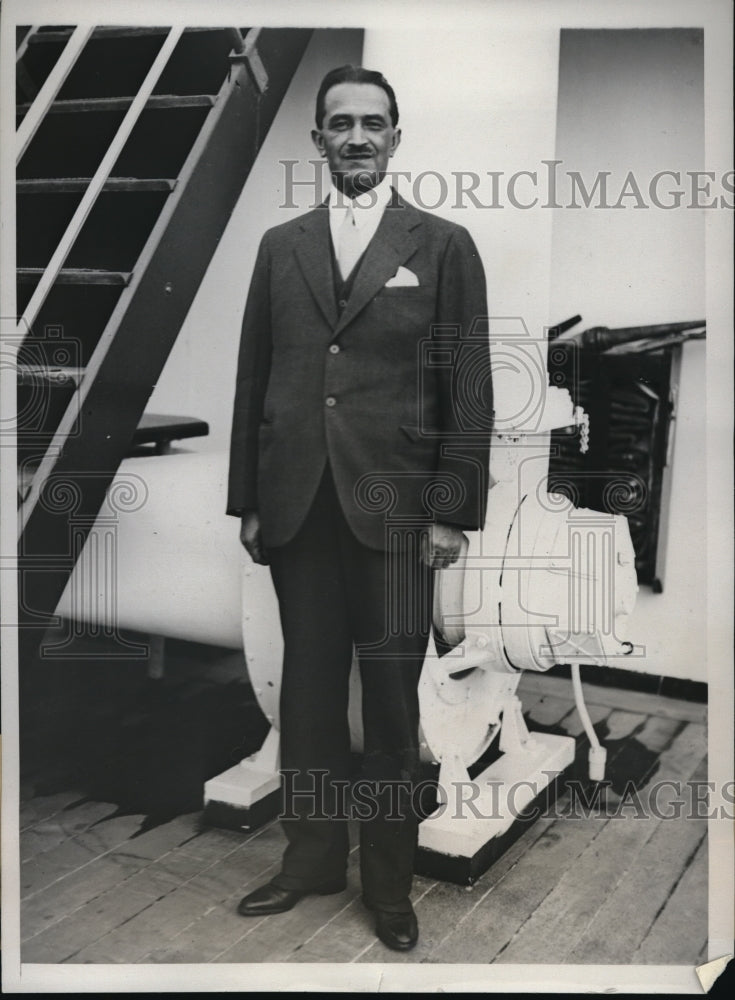 1933 Press Photo General Anibal Angel Sailing On The Grace Liner Santa Paula- Historic Images