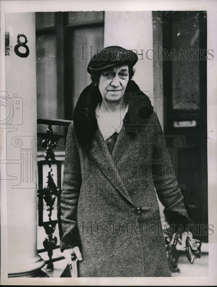 1936 Media Photo Lady Cleveland Leaves Home in South Kensington, England