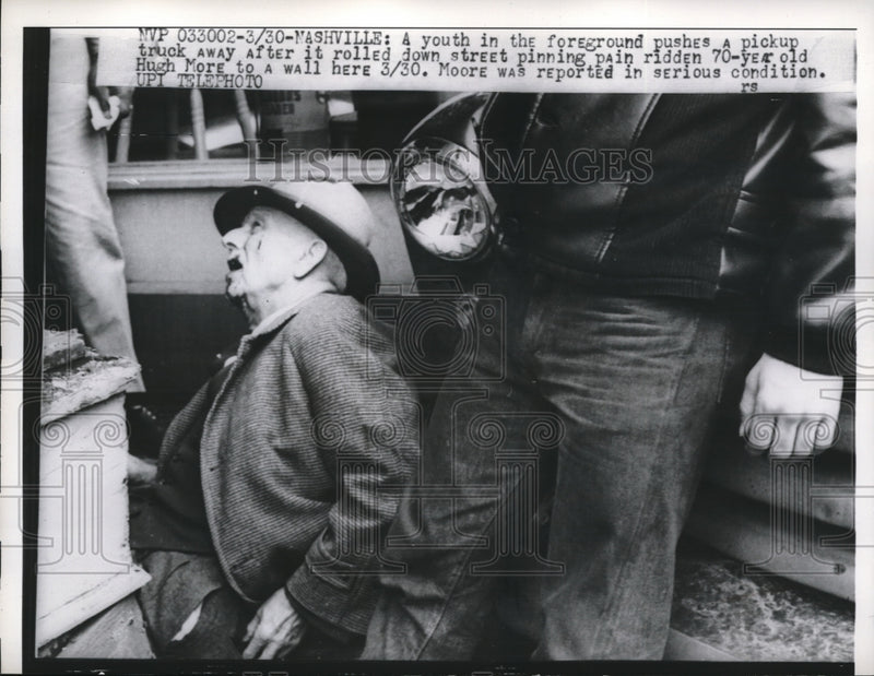 Load image into Gallery viewer, 1960 Media Photo Nashville Hugh More Pinned By Truck In Serious Condition

