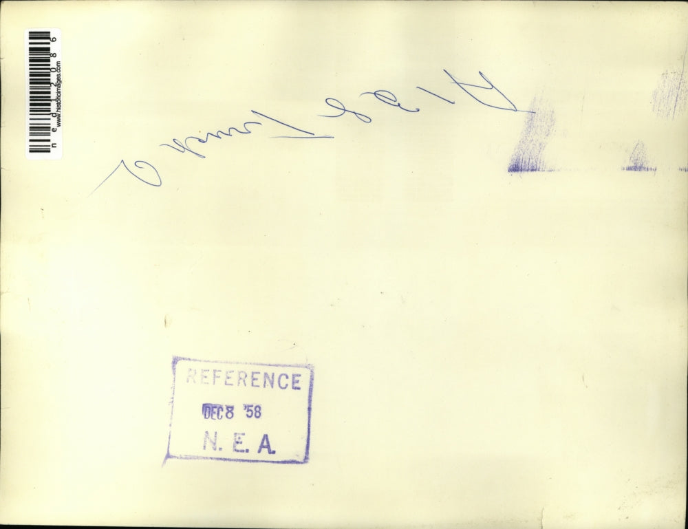 1958 Press Photo Detroittruck with new Cadillasc jackknifed clipping