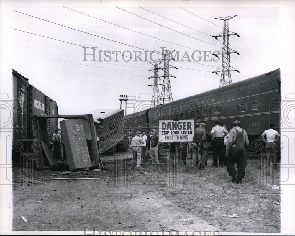 1913 Press Photo Ed Wantroba Drove His Truck Into The Penn. Train #65