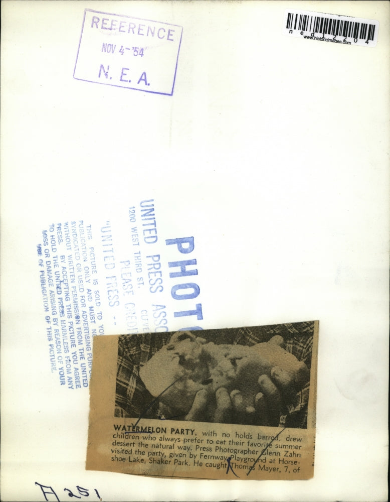 1954 Press Photo Thomas Mayer enjoys eating his favorite watermelon