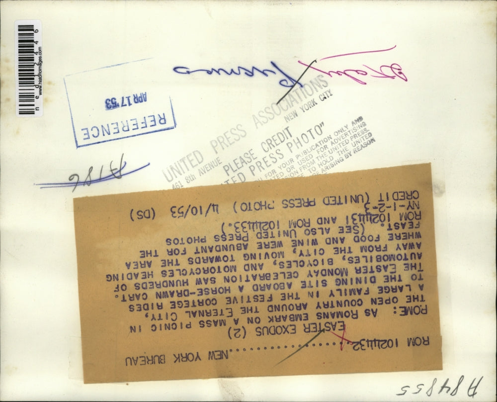 1953 Media Photo Large Family in Horse Drawn Cart for Easter Monday Rome Italy