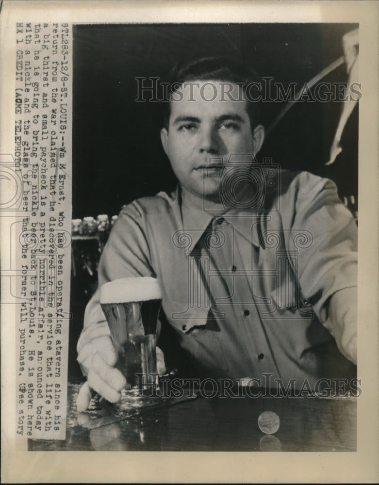 1947 Press Photo St. Louis Tavern Owner William M. Ernst