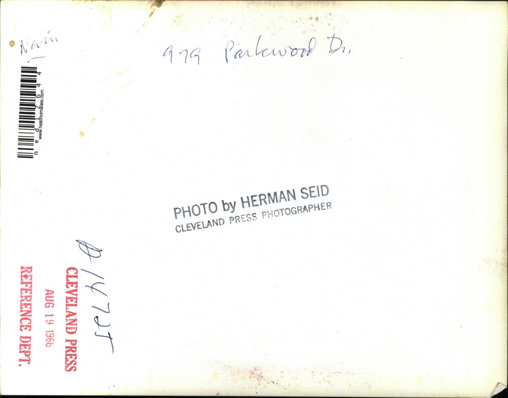 1966 Media Photo Furnished Bedroom in Cleveland House 979 Parkwood Drive