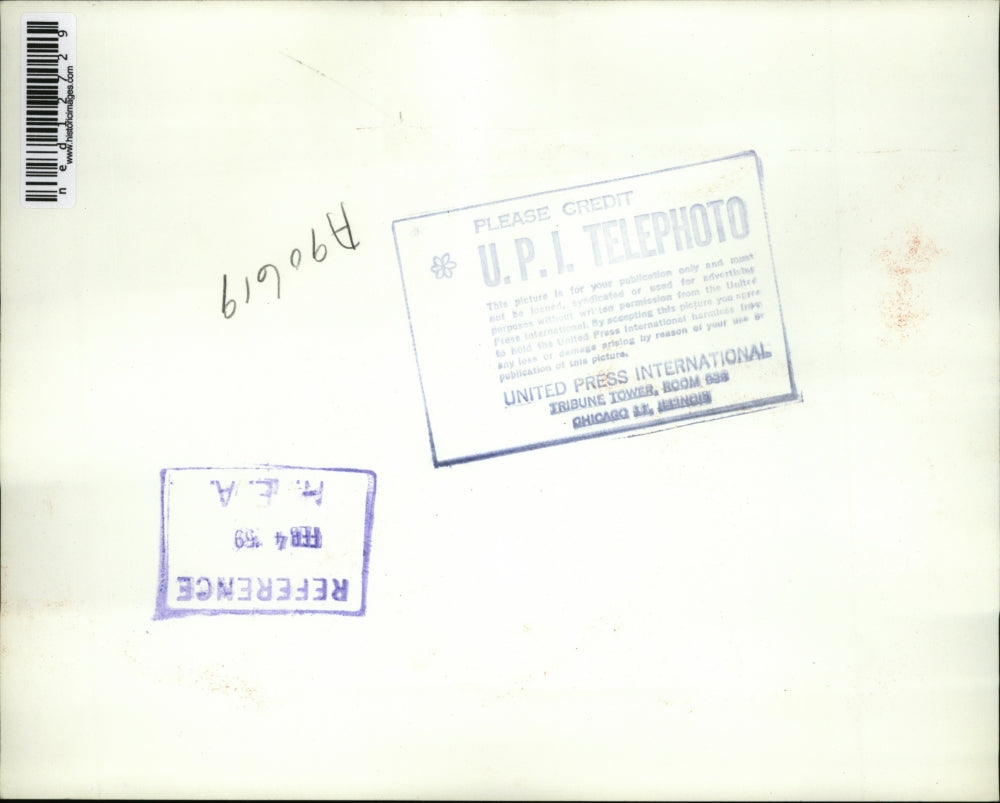 1959 Press Photo The mystery of the missing Mrs. Pearl Putney with the charmer