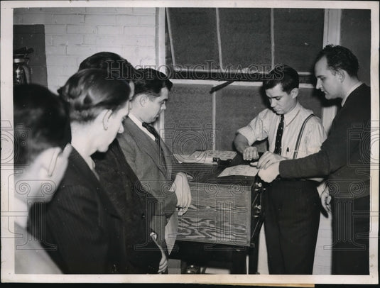 1941 Media Photo Curtiss-Wright Corp Plane factory workers fingerprinted