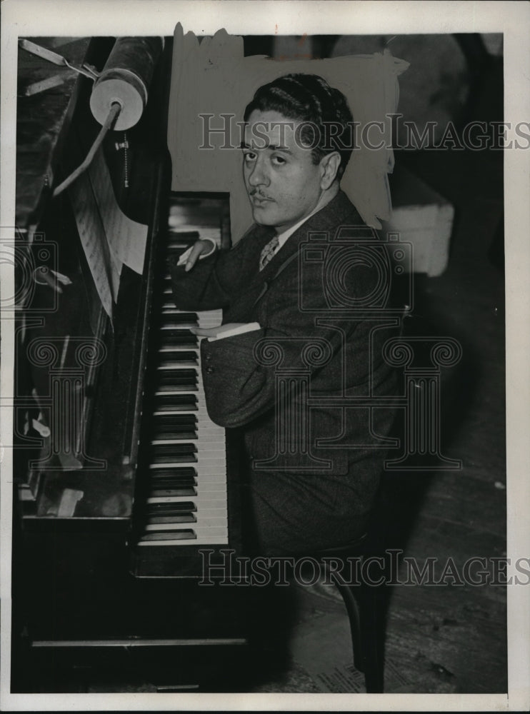 1934 Media Photo Joesph Palmisano plays piano with elbows he will appear at