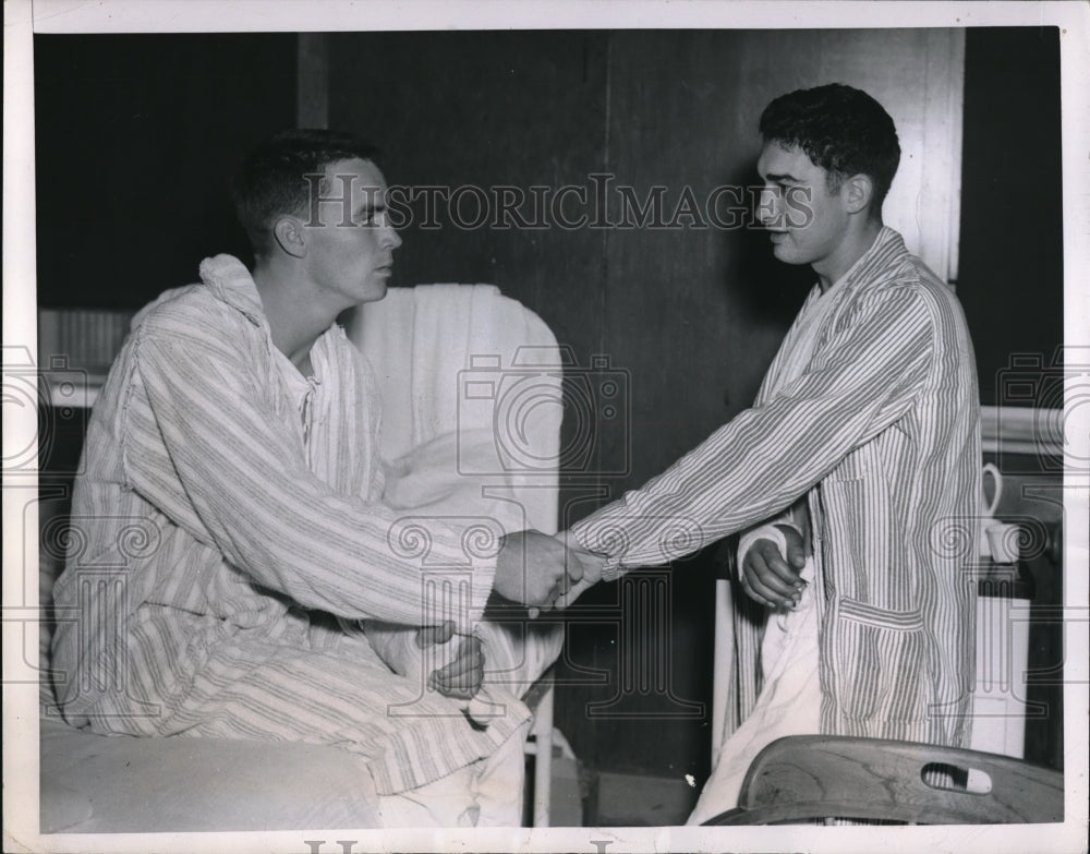 1950 Media Photo Fairfield Suisan AFB Calif. Pfc D Taylor, Al Ferrito
