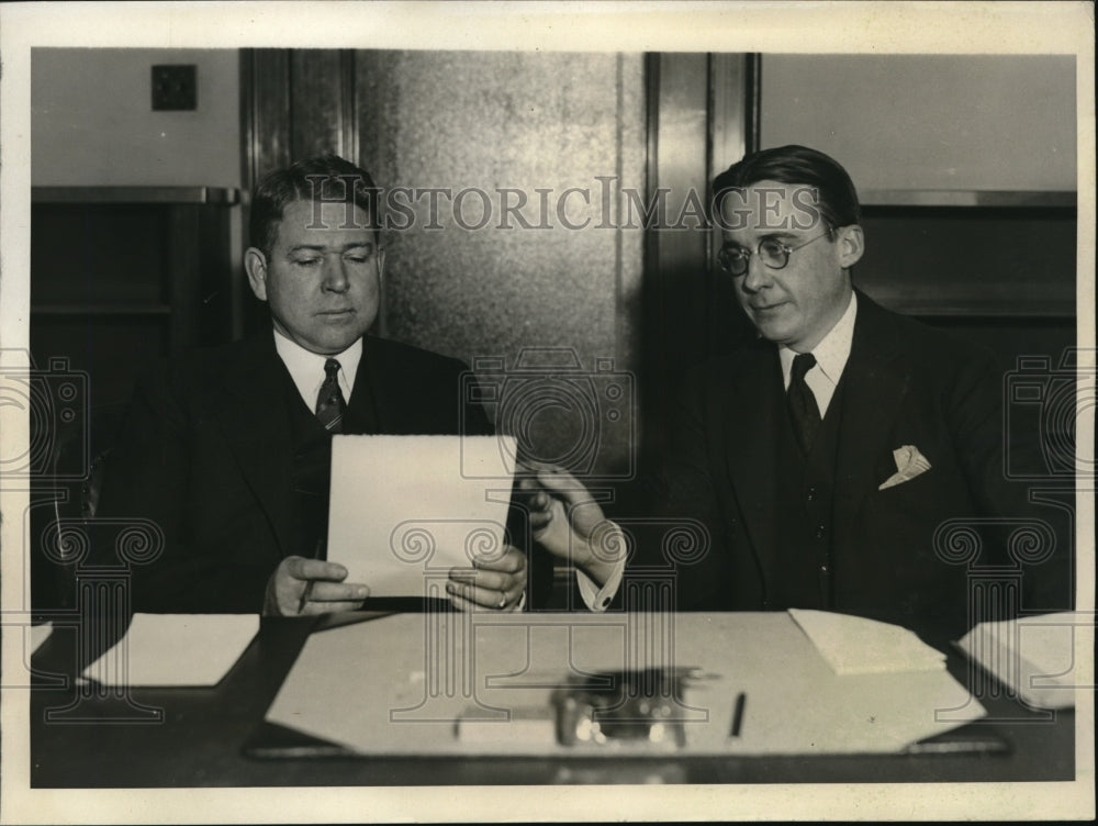 1931 Press Photo Harland Tibbetts, Jacob Gerald Schurmann, Court Investigators